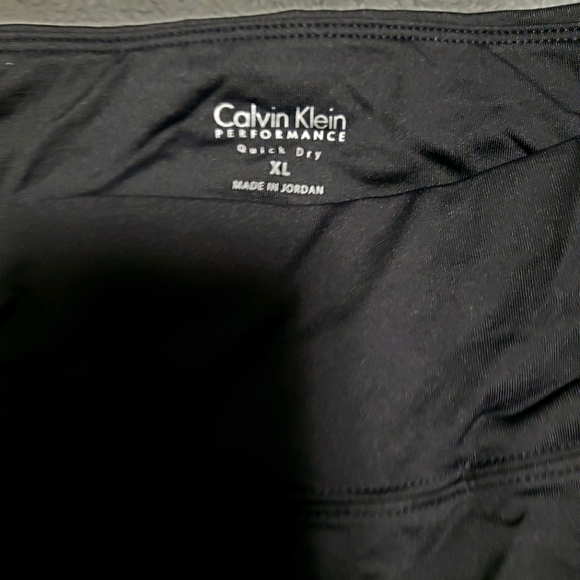 CK Calvin Klein Quick Dry Leggings - Picture 2 of 3